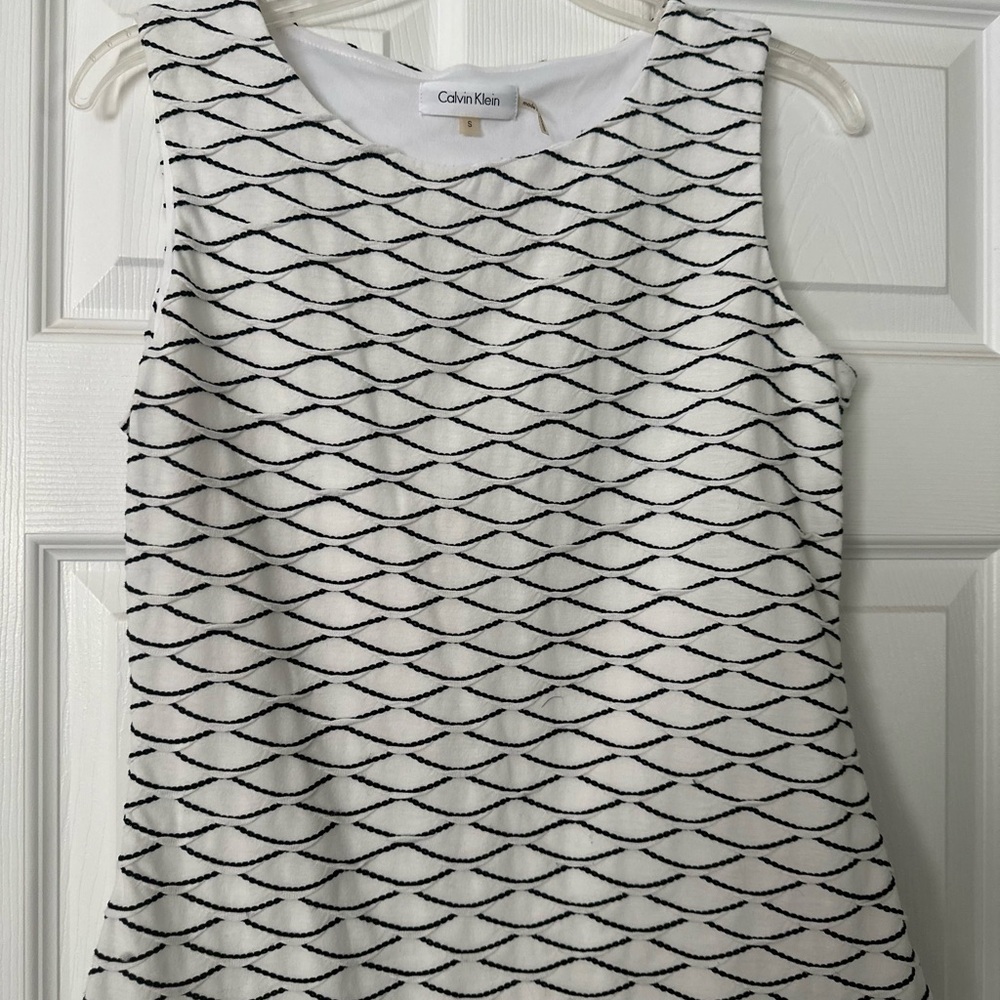 Calvin Klein Black and White Graphic Sleeveless Tank Top